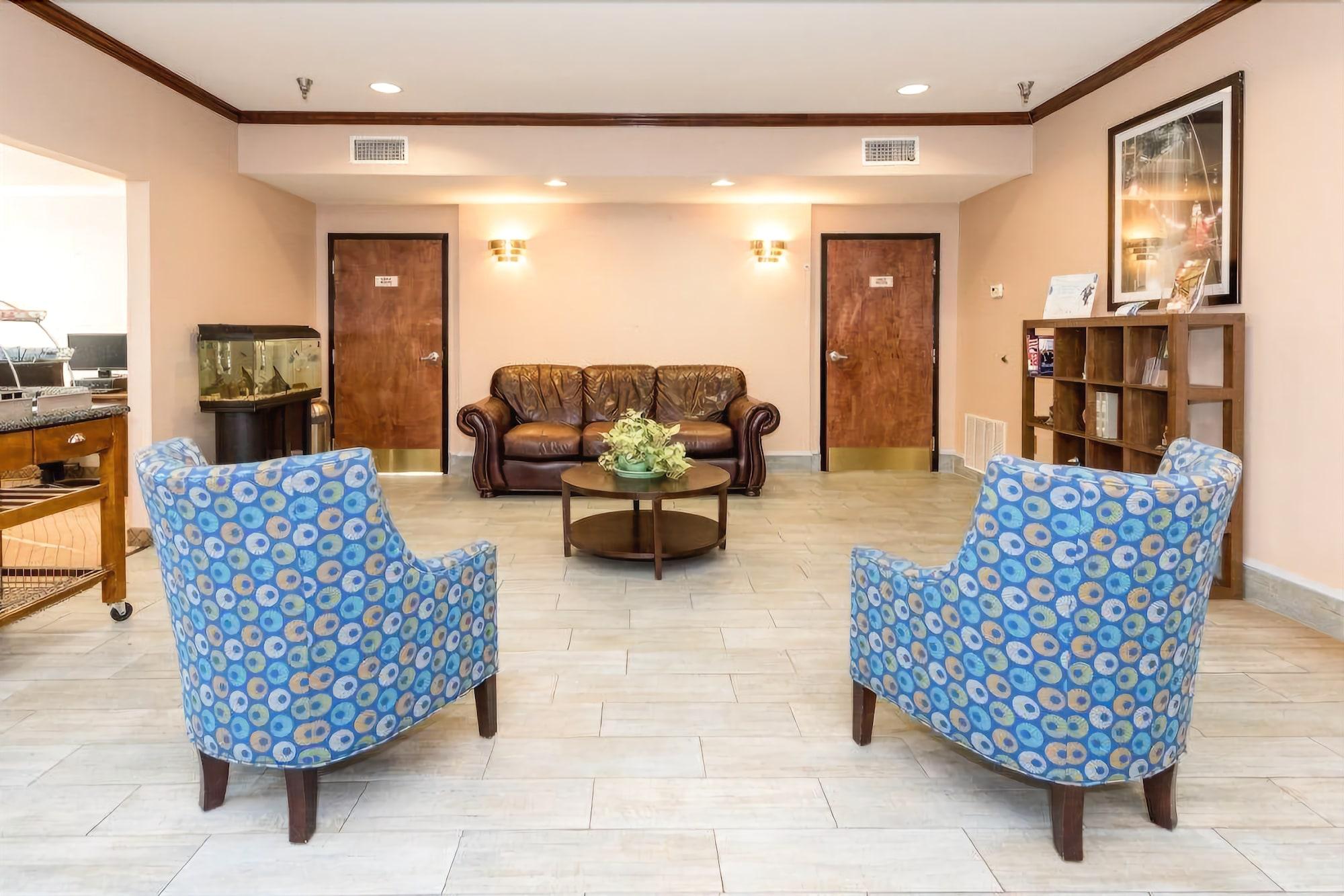 Baymont By Wyndham Montgomery South Εξωτερικό φωτογραφία