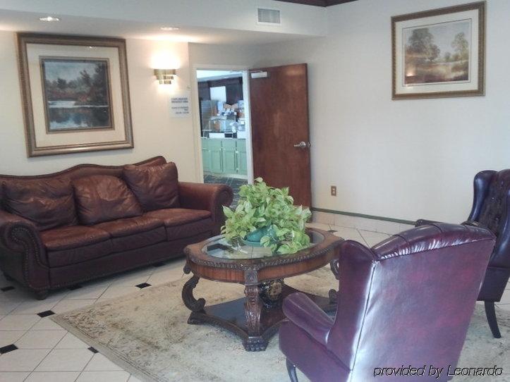 Baymont By Wyndham Montgomery South Εξωτερικό φωτογραφία