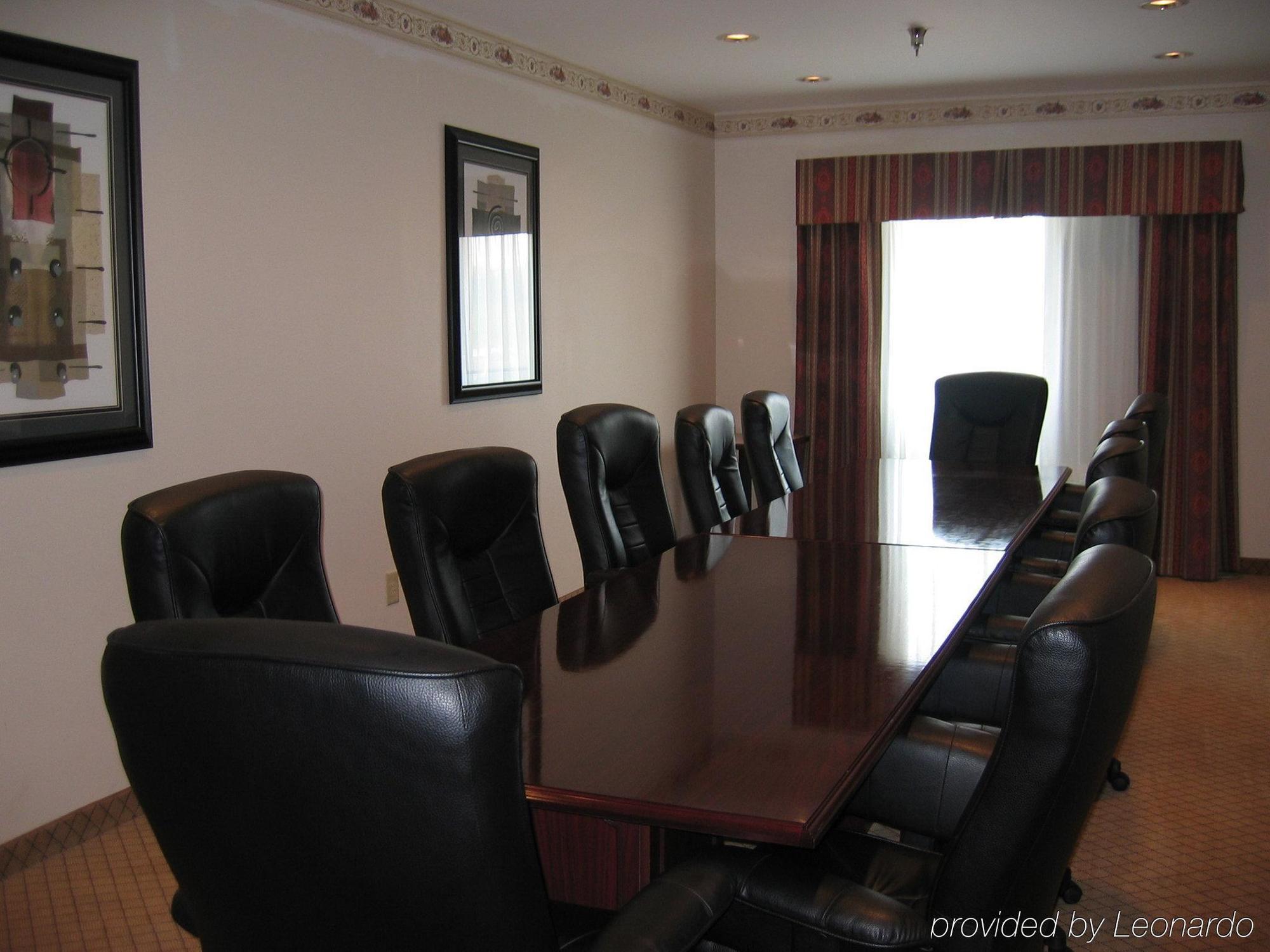 Baymont By Wyndham Montgomery South Εξωτερικό φωτογραφία